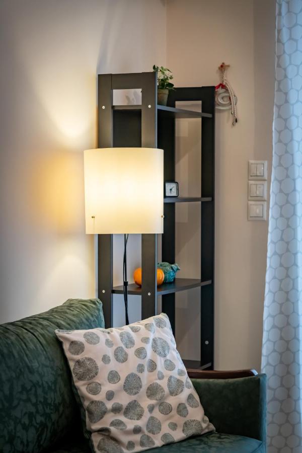 Flat In Excellent Location With Private Parking Apartment Athena Bagian luar foto